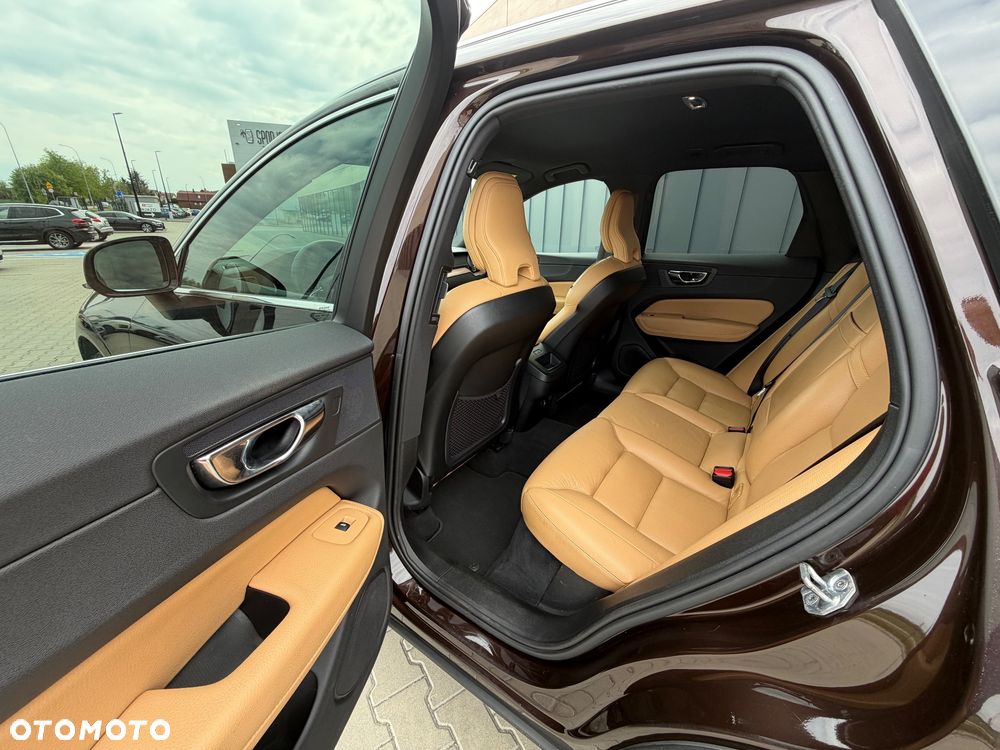 Volvo XC 60 T5 AWD Inscription - 33