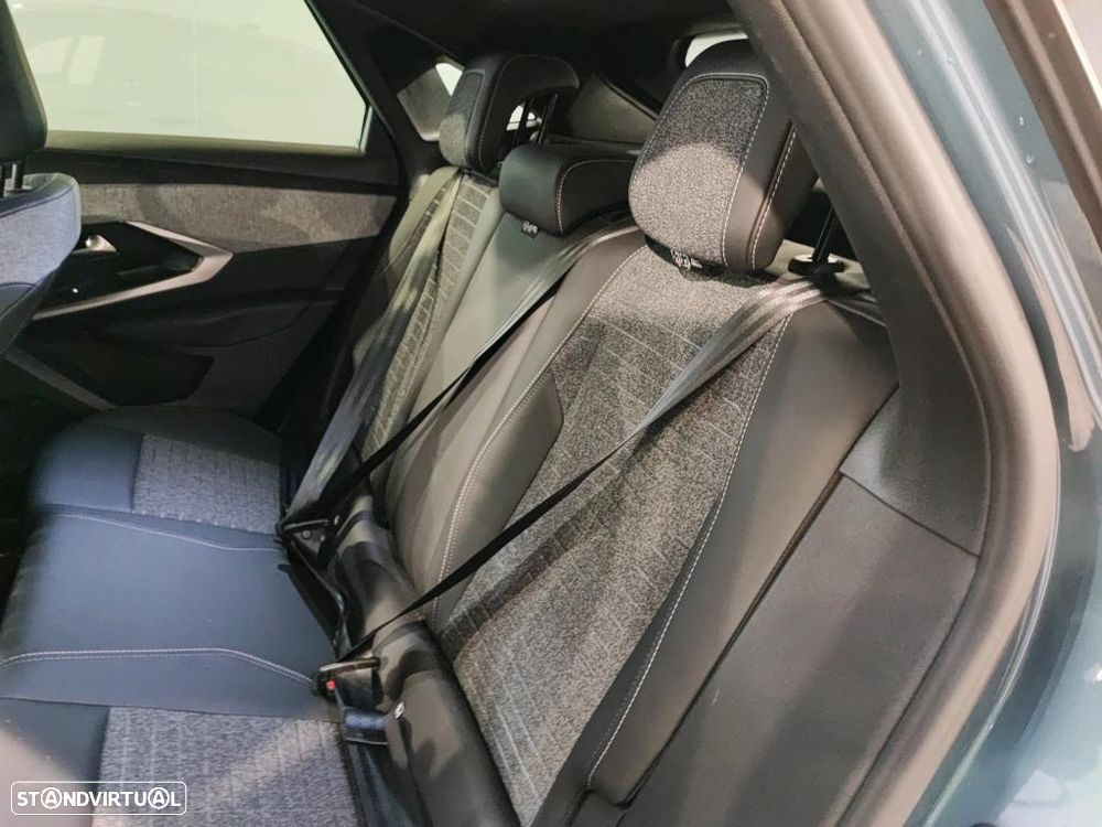 Peugeot E-3008 73 kWh Allure - 10