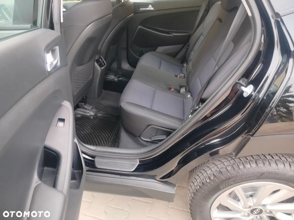 Hyundai Tucson 2.0 TDCi 2x4 Titanium - 28