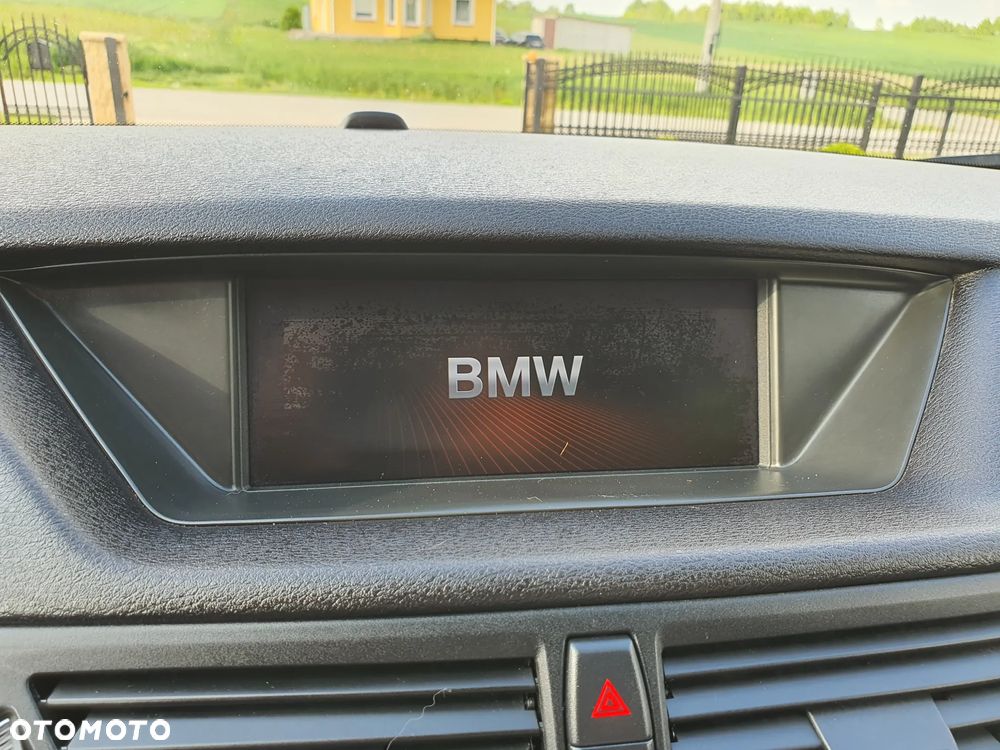 BMW X1 xDrive20d - 23