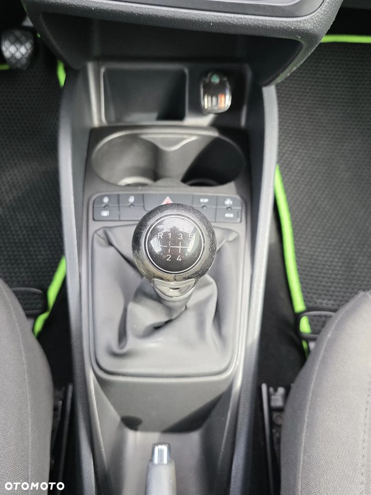 Seat Ibiza 1.6 16V Sport Edition - 17