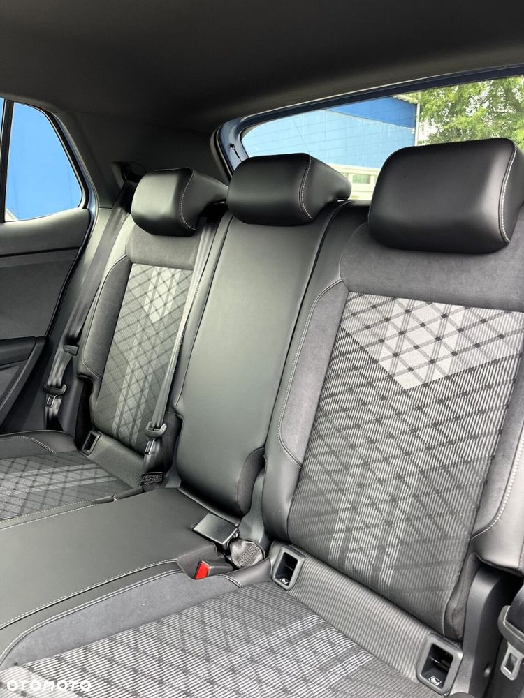 Volkswagen T-Cross 1.0 TSI R-Line Plus DSG - 29