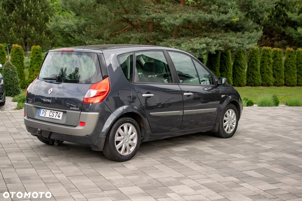 Renault Scenic - 17
