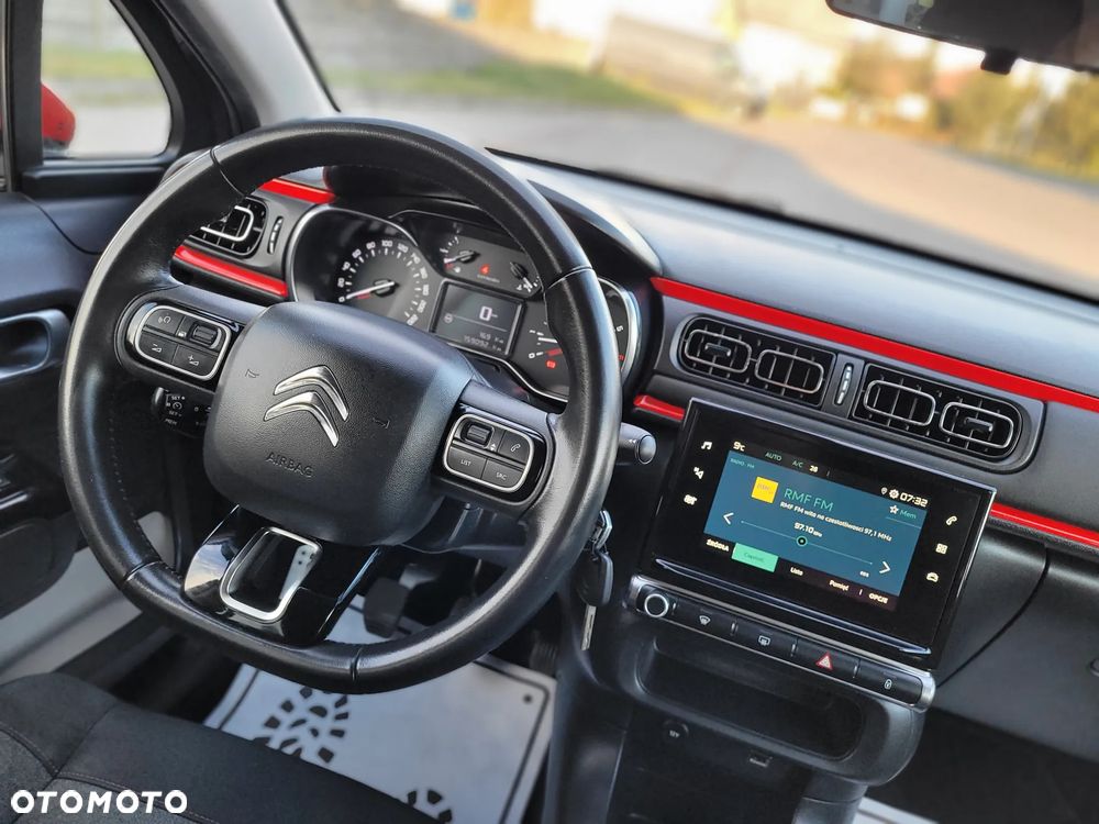 Citroën C3 Pure Tech 110 Stop&Start RED BLOCK - 25