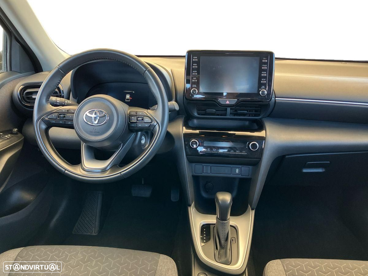 Toyota Yaris Cross - 8