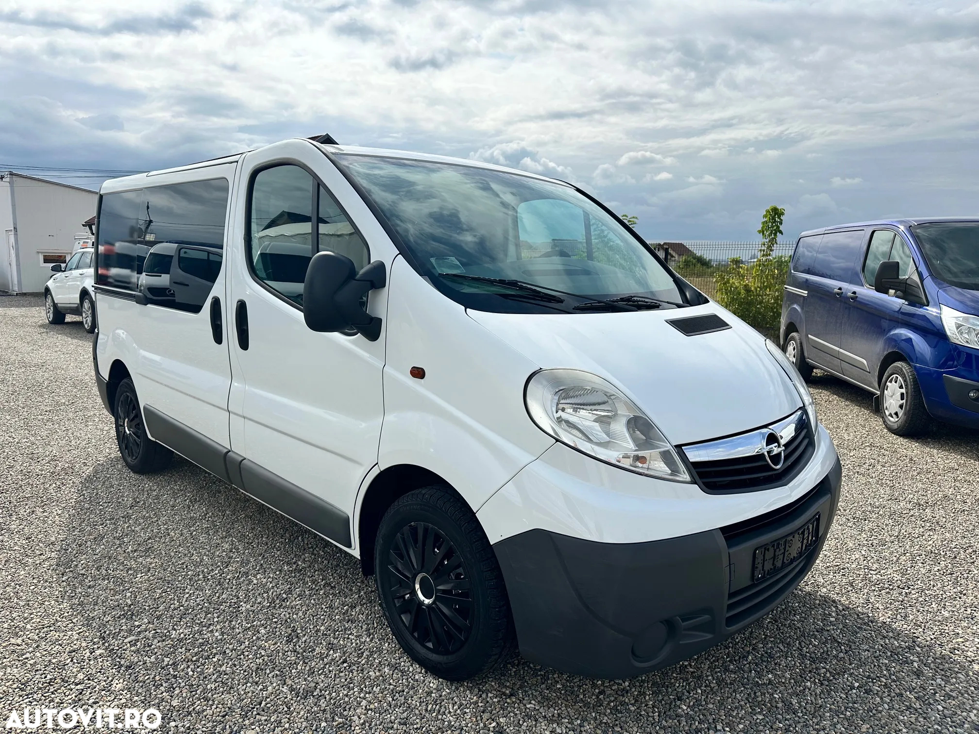Opel VIVARO - 4