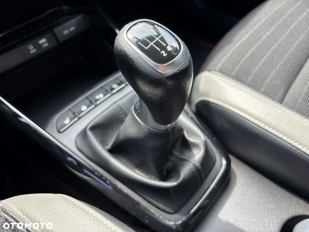 Kia Stonic 1.0 T-GDI MHEV L - 19