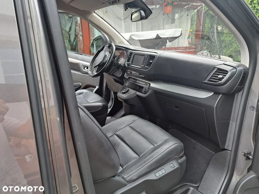 Peugeot Traveller 2.0 BlueHDi Long Business - 7