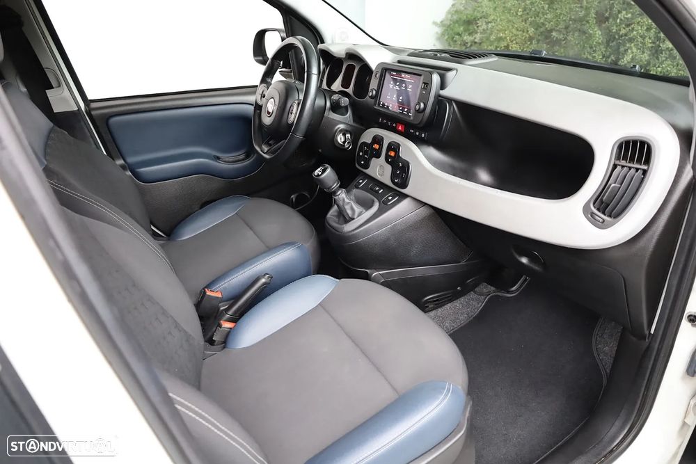 Fiat Panda 1.0 Hybrid City Cross - 30