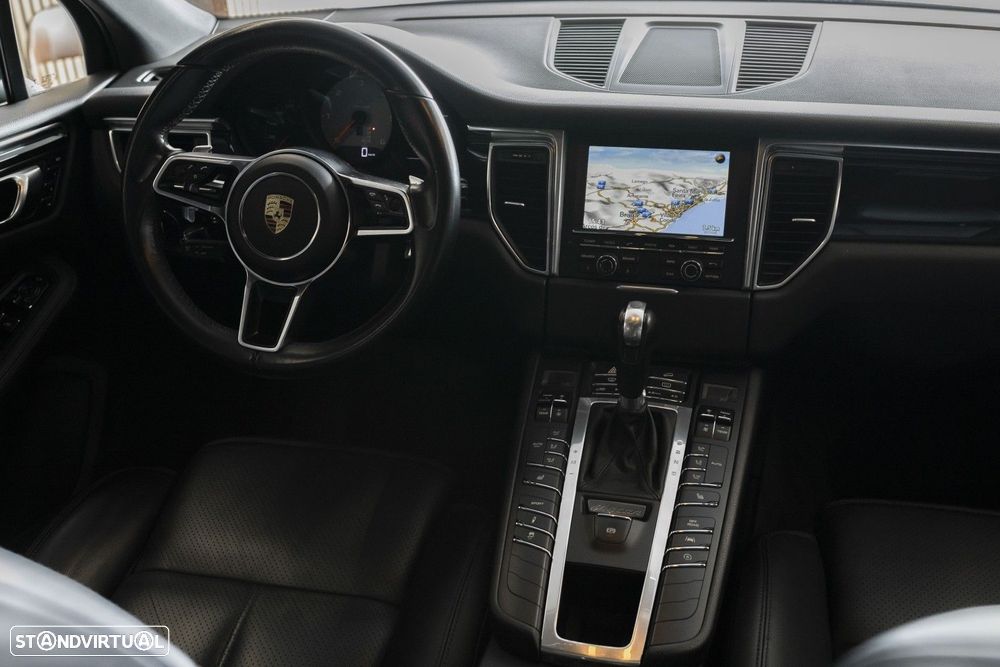 Porsche Macan - 17