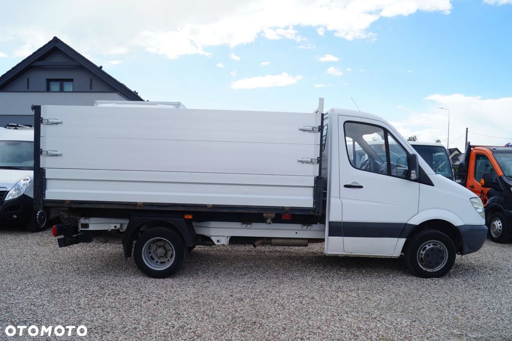 Mercedes-Benz Sprinter - 12
