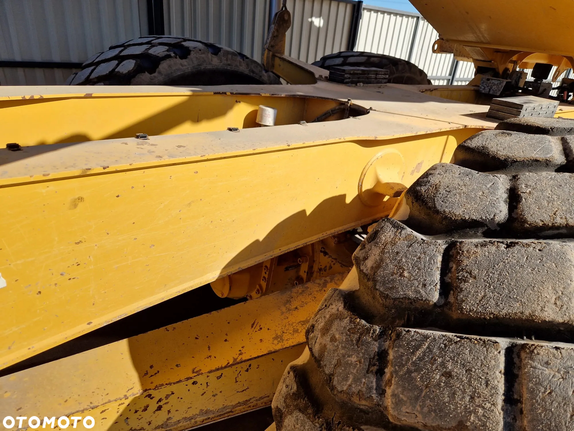 Volvo A30F * szerokie opony * burta tył * - 13