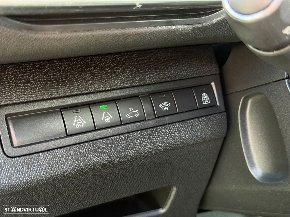 Peugeot 3008 1.5 BlueHDi GT EAT8 - 33