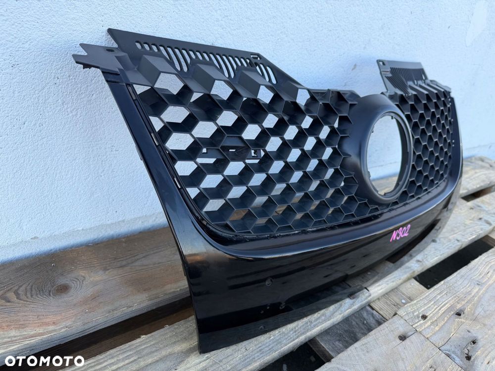 grill atrapa przód w zderzak vw golf v 5 1k0 2003- gti 1k0853651p cały oryg - 2