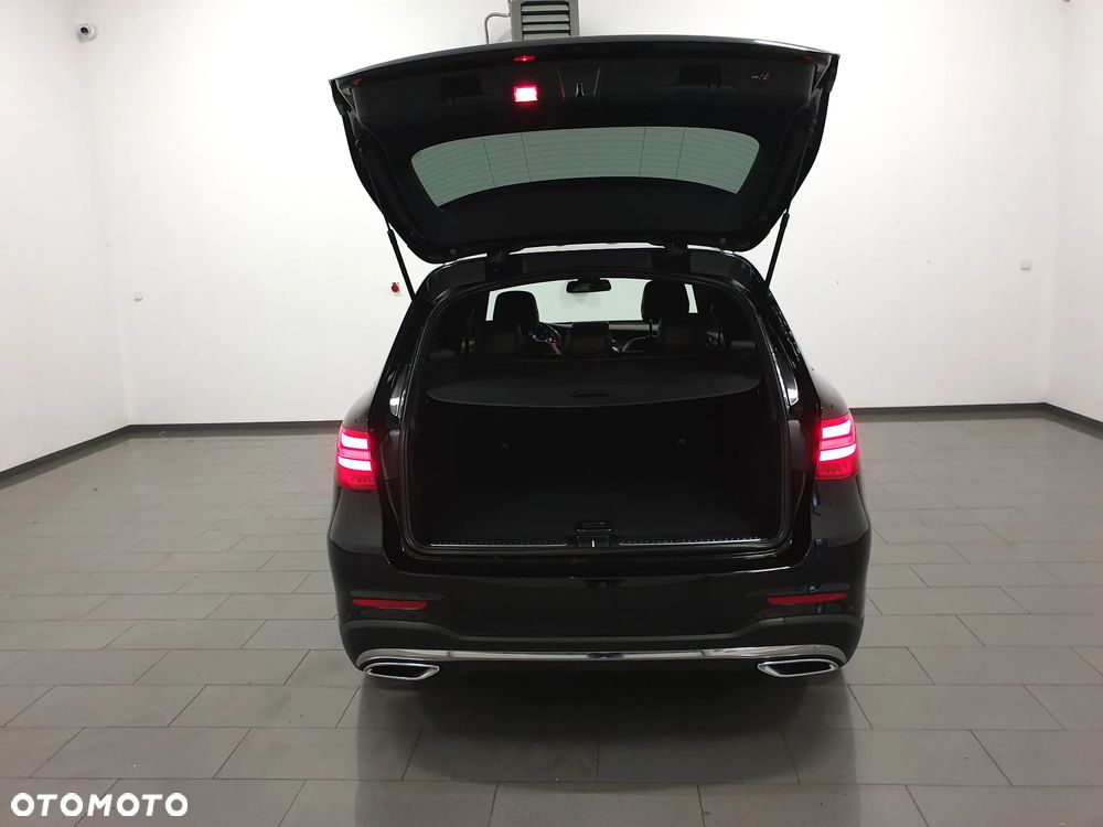 Mercedes-Benz GLC 220 d 4Matic 9G-TRONIC AMG Line - 5