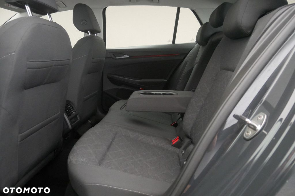 Volkswagen Golf - 15