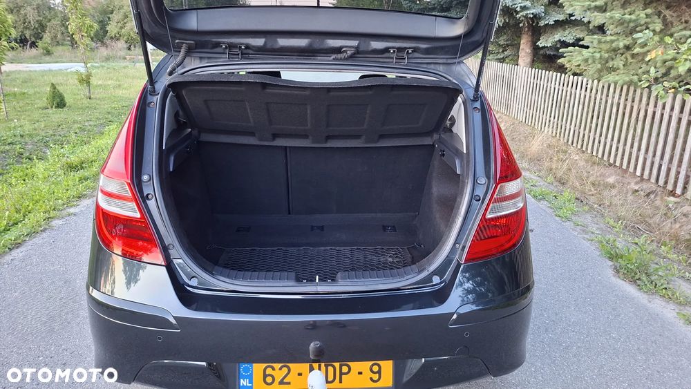 Hyundai i30 1.4 Blue Comfort - 9