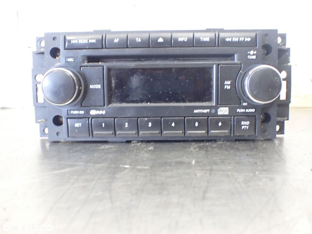 RADIO DODGE CALIBER - 1
