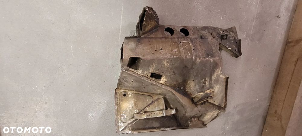 Podłużnice przednie "państwowe" Polonez lub Fiat 125p - 4