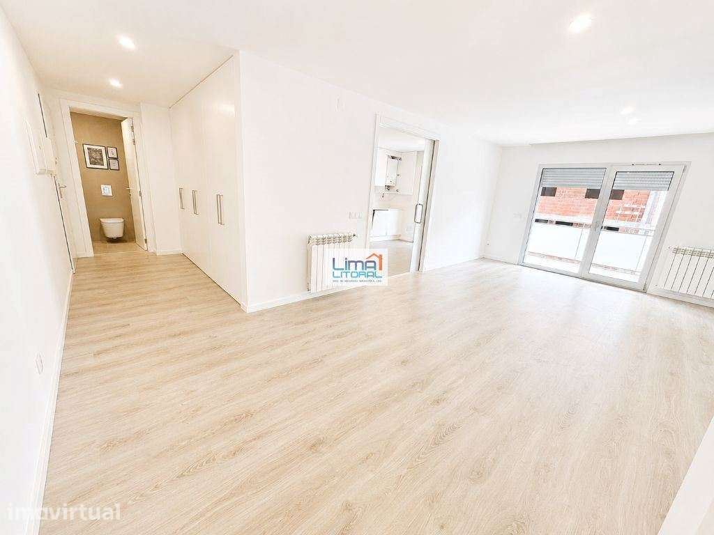 Moderno apartamento T3 com garagem privativa - Leiria - Grande imagem: 5/25