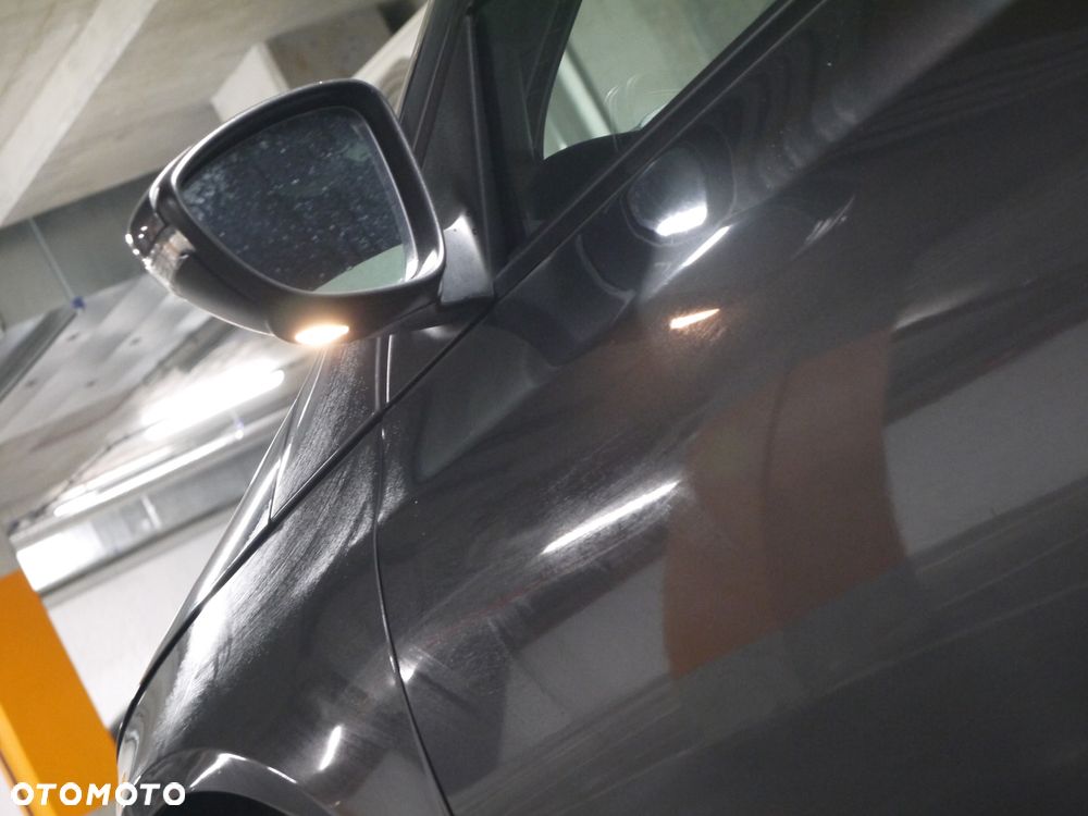 Volkswagen Scirocco 2.0 TDI - 27