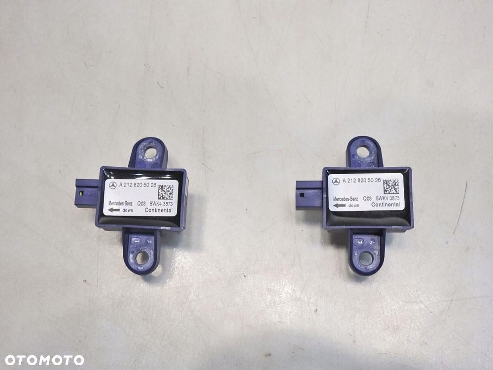 SENSOR UDERZENIOWY PRZÓD MERCEDES W212 A2128205026 5WK43873 - 2