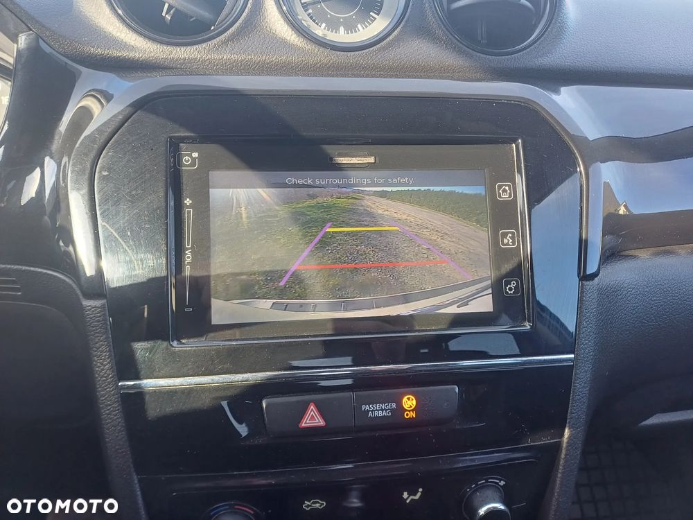 Suzuki Vitara 1.6 DDiS (4x4) Allgrip Comfort+ - 13