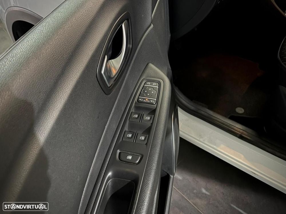 Renault Captur 0.9 TCE Exclusive - 15