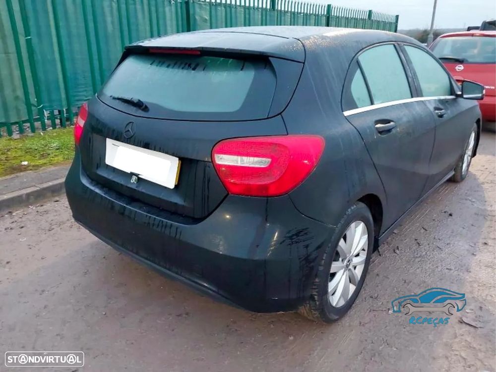 Mercedes-Benz Class A W176 A180 1.5 CDi 2012 a 2015 Para Peças - 2