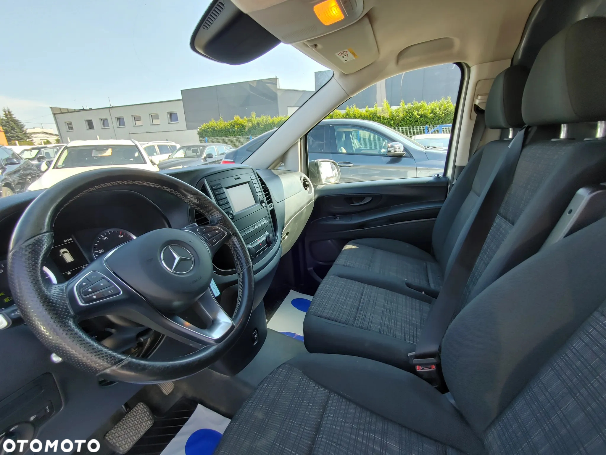 Mercedes-Benz VITO 114 LONG - 7