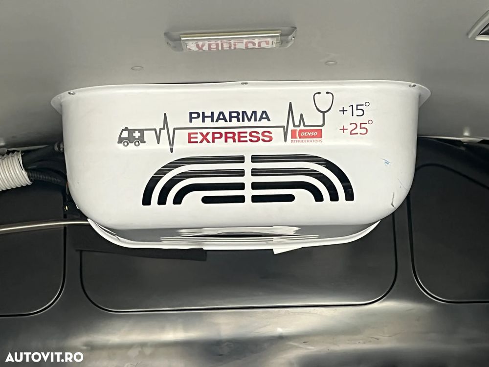 Volkswagen Transporter - 18