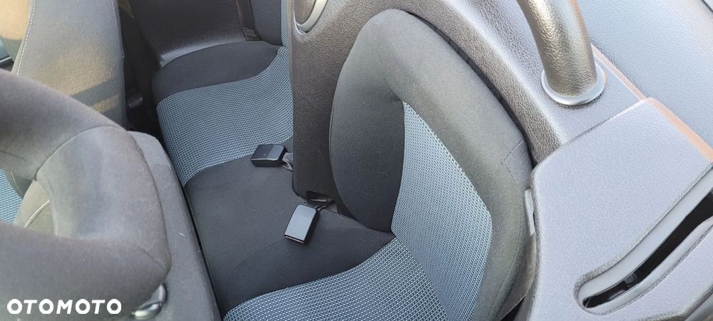 Peugeot 206 110 Quiksilver - 20