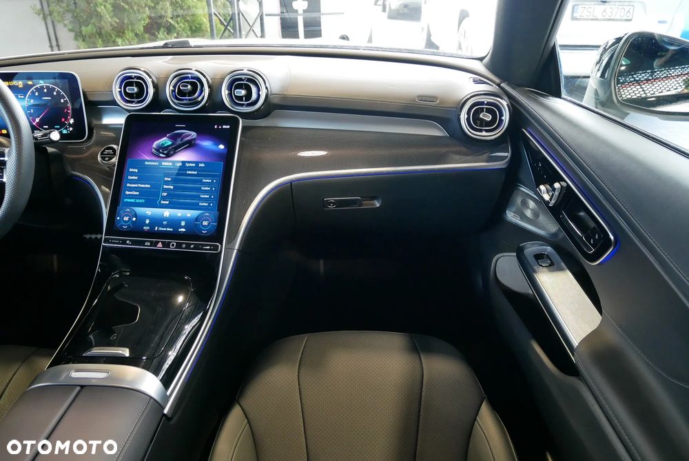 Mercedes-Benz CLE - 13