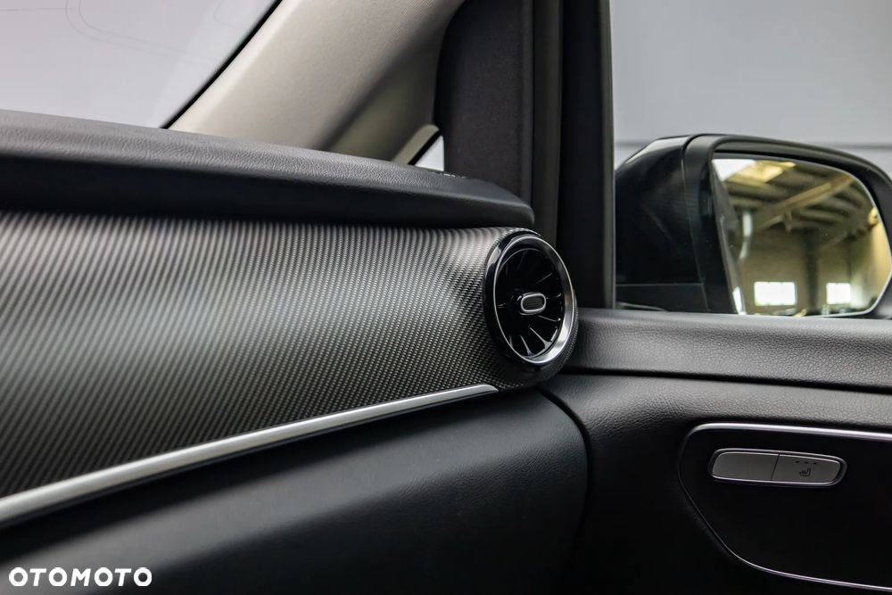Mercedes-Benz Klasa V 300 d Exclusive 9G-Tronic (d³ugi) - 35