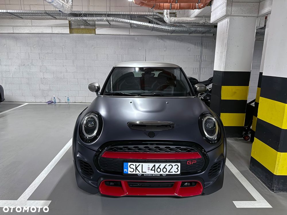 MINI John Cooper Works ALL4 sport - 10