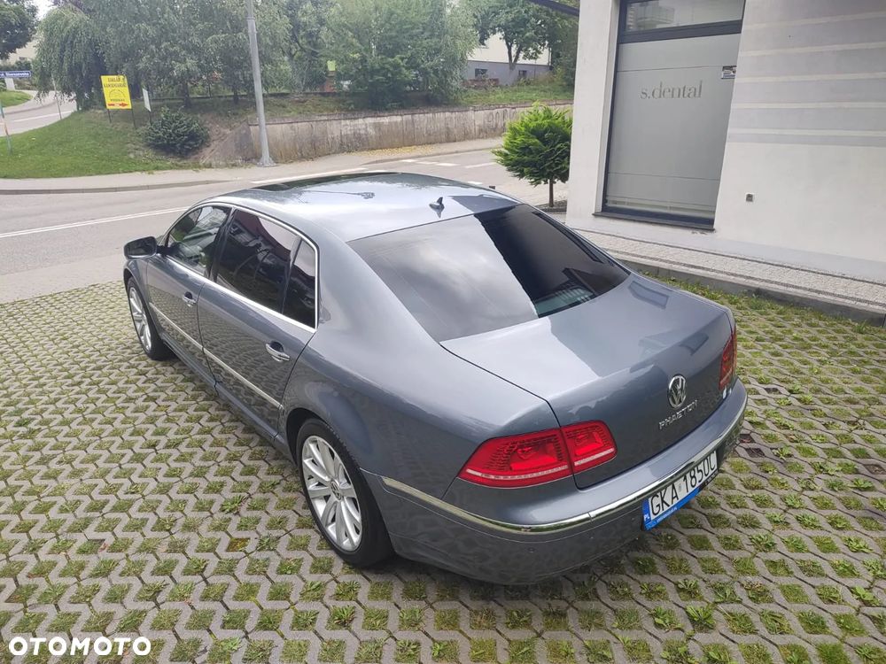 Volkswagen Phaeton - 12