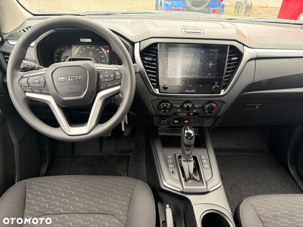 Isuzu D-Max Double Cab 4WD Autm LS - 19