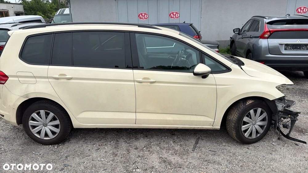 Volkswagen Touran 2.0 TDI BMT Active DSG - 3