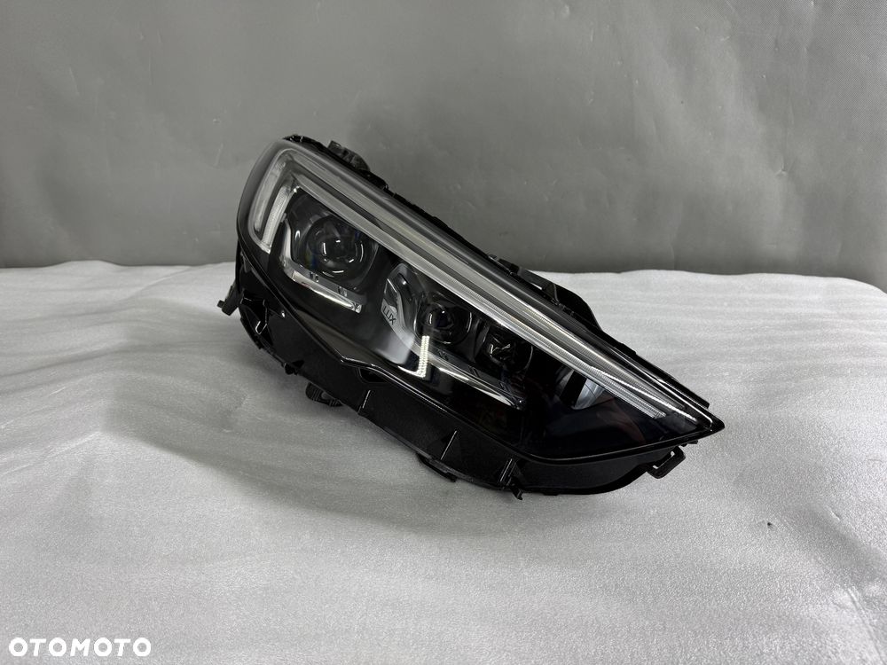 Lampa przednia prawa Opel Insignia B 39195646 full led - 1