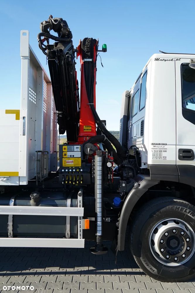 Iveco TRAKKER 410 / SKRZYNIOWY- 6,5 M + HDS PALFINGER PK 19.001 SLD / MOCNA PODŁOGA / 3 MIEJSCA / PILOT/ - 18