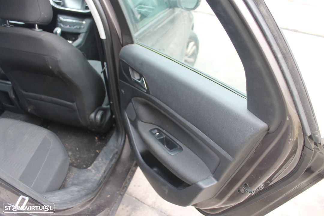 Peugeot 308 de 2015 - 19