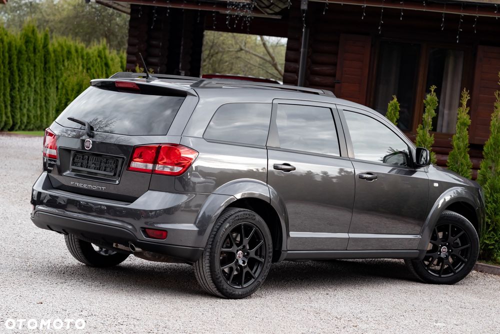 Fiat Freemont 2.0 Multijet 16V DPF Automatik Allrad Black Code - 14