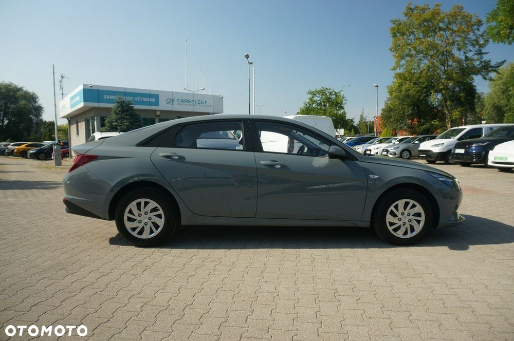 Hyundai Elantra 1.6 Modern CVT - 5