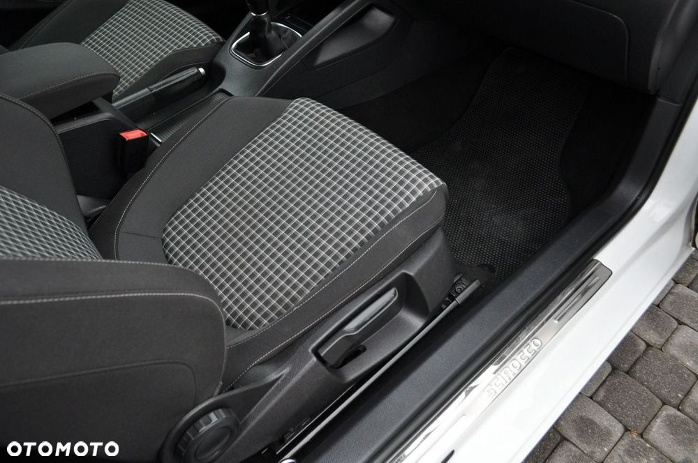 Volkswagen Scirocco 1.4 TSI BlueMotion Technology Club - 31