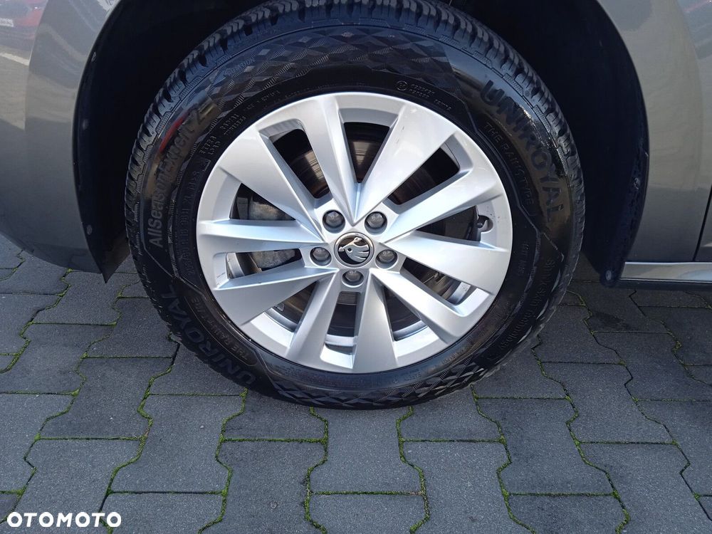 Skoda Kamiq 1.0 TSI Selection DSG - 34