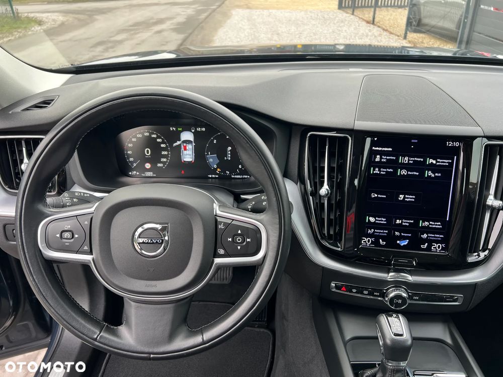 Volvo XC 60 D4 Geartronic Momentum Pro - 29