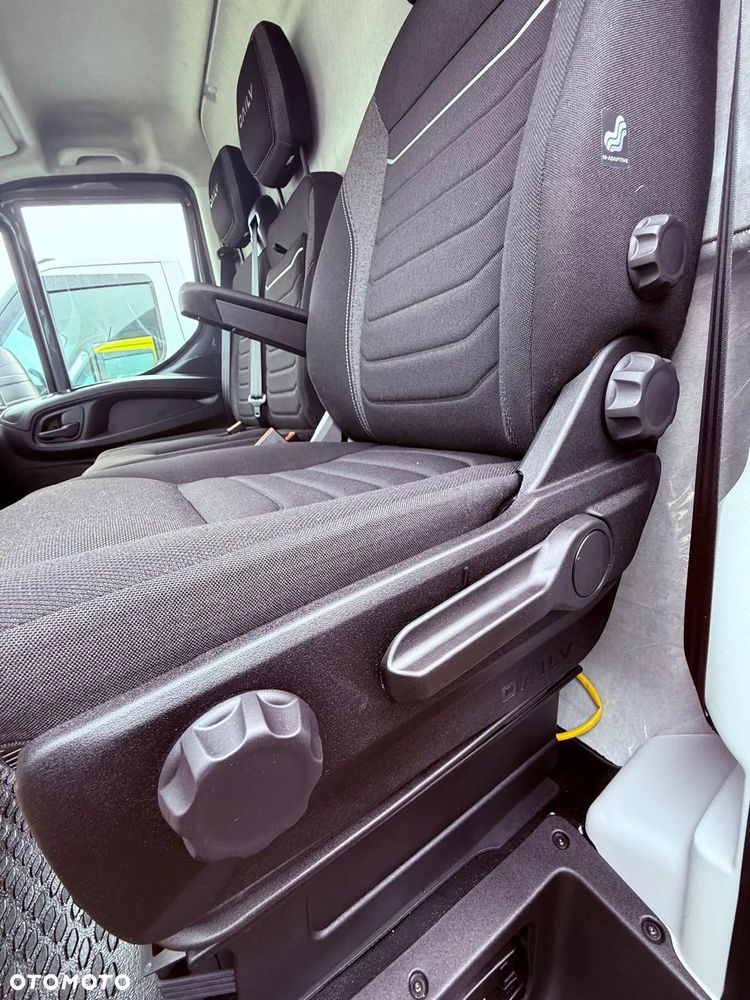 Iveco Daily Furgon 35S18HV MAXI - OD RĘKI - PROMOCJA - 27
