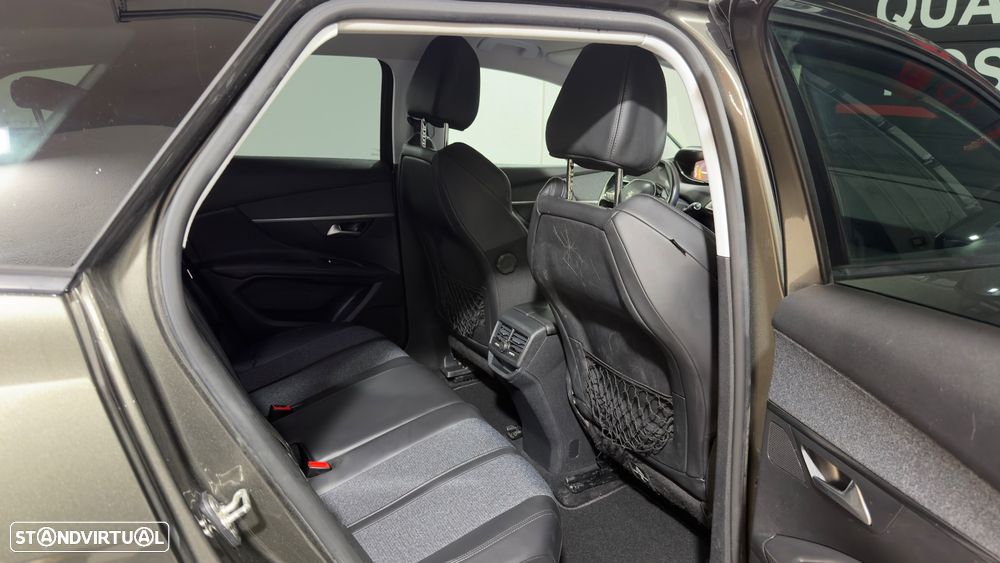 Peugeot 3008 1.2 PureTech Allure - 13