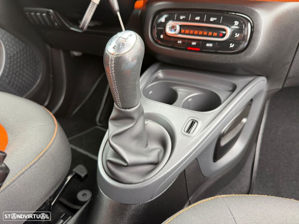 Smart ForTwo Coupé 1.0 Passion 71 - 17