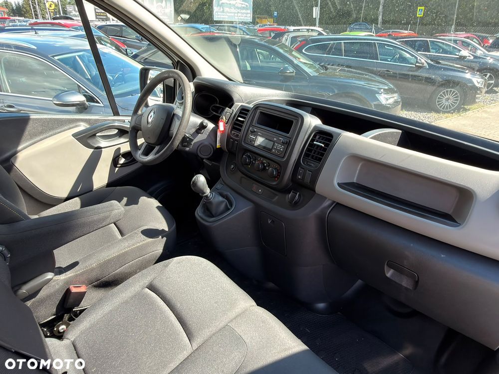 Renault TRAFIC - 8
